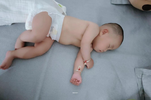 姜堰孕妇肚子一跳一跳
